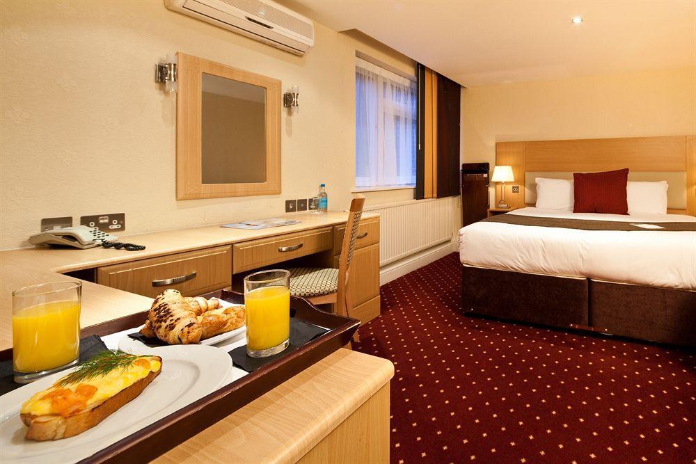 The White Horse Hotell Hertingfordbury Eksteriør bilde